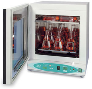 311DS Shaking Incubator by Labnet